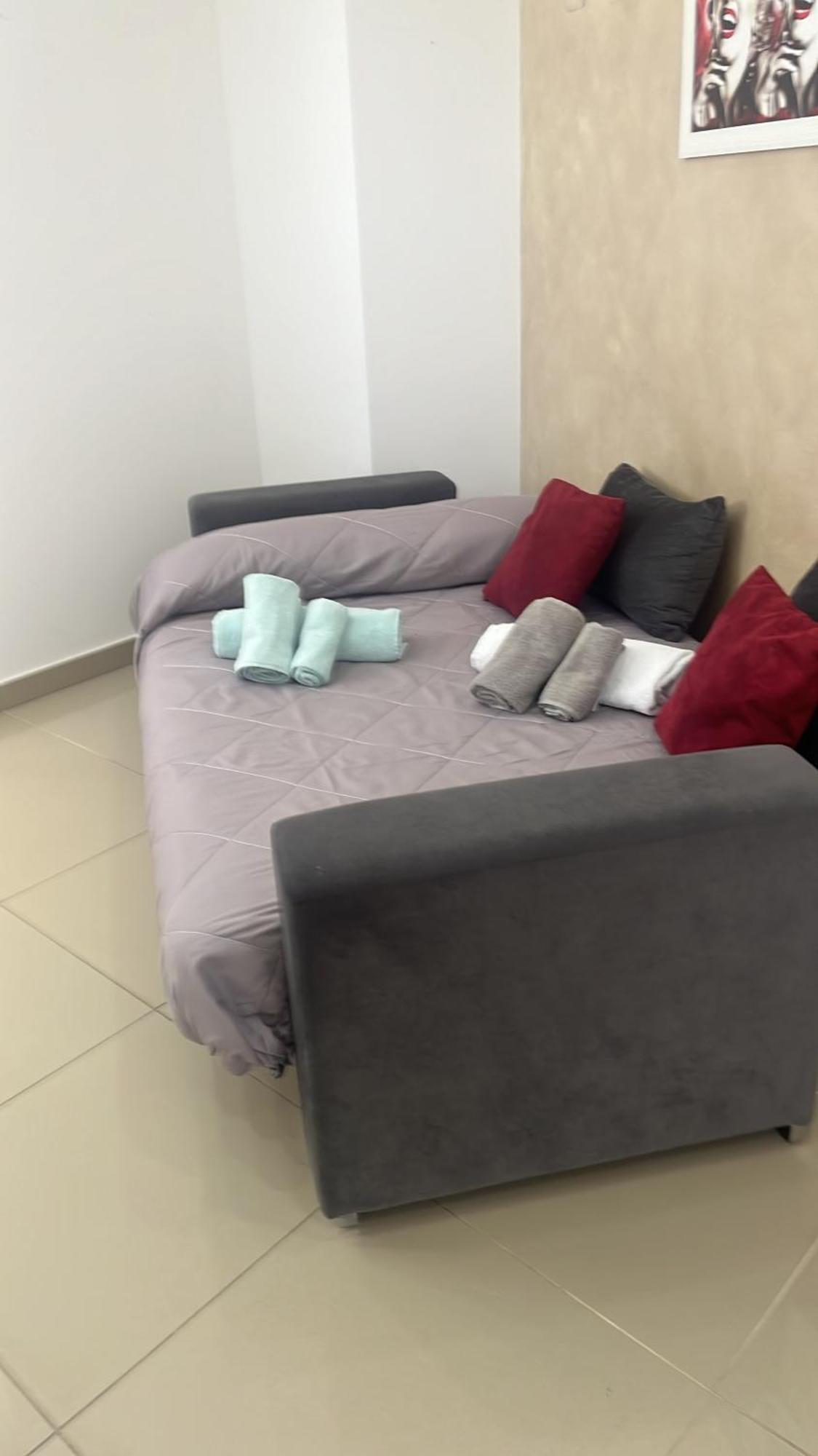Casa Vacanza Helios Leonforte Екстер'єр фото