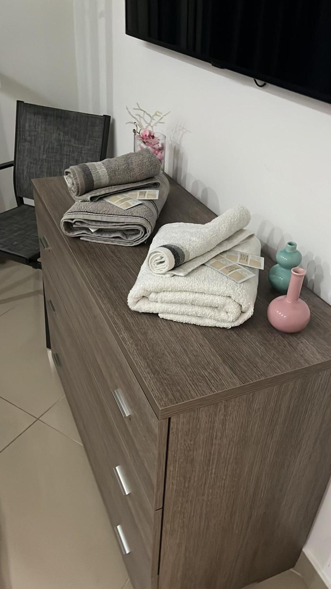 Casa Vacanza Helios Leonforte Екстер'єр фото
